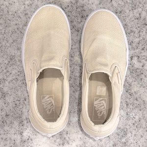 Women’s Vans size 8.5. Cream color.